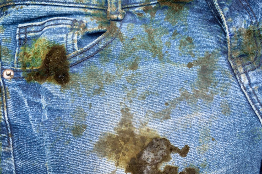 Comment enlever une tache de cambouis sur vos vêtements