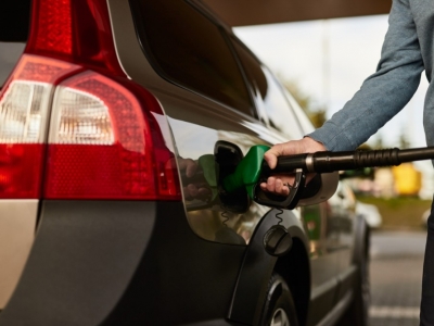 Enlever une tache de gasoil sur un vêtement avec Exo Tache ?